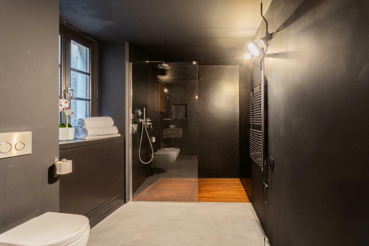 Shades Of With Private Terrace By Rent Apartment Como